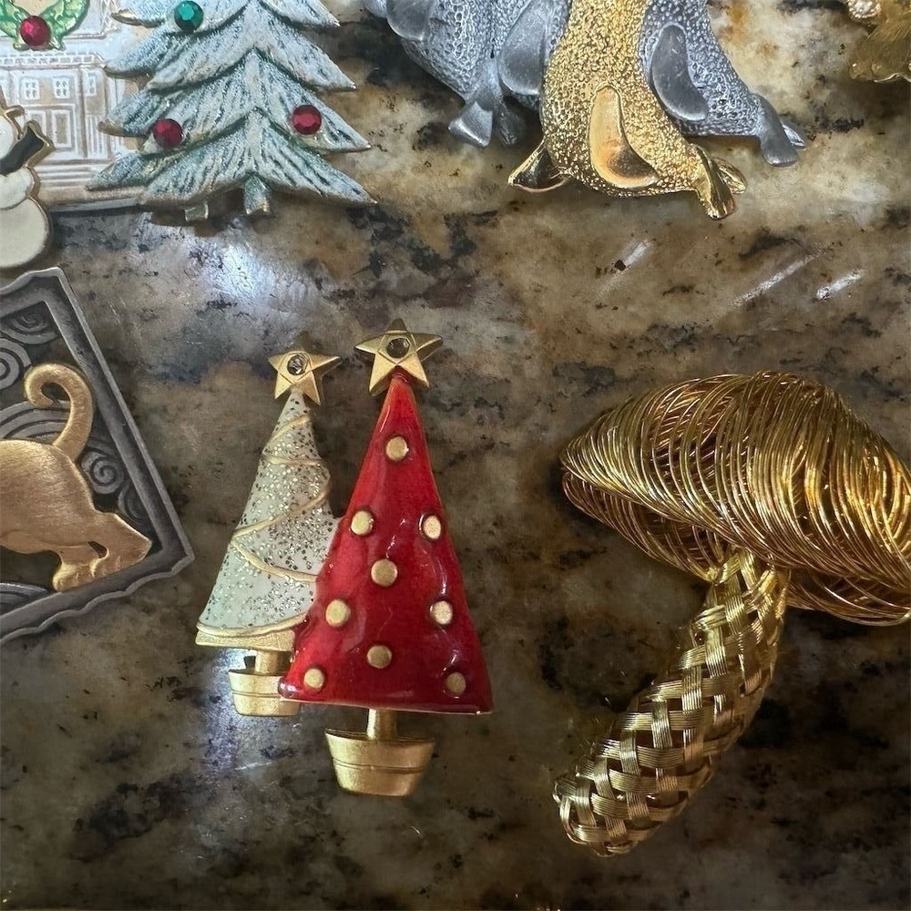 Vintage Christmas /Cat Holiday Brooch Lot Multicolor 1950s Collection - Picture 7 of 12
